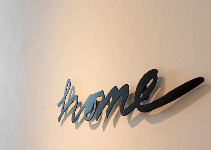 Sea View Ladera 公寓 内尔哈