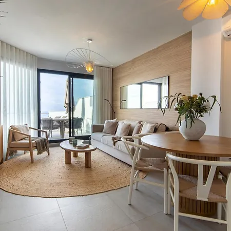 Sea View Ladera ネルハ