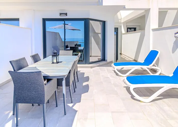 Sea View Ladera Apartment *